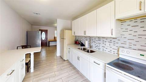 330 12th Street, Palmetto FL - photo 7 of 24