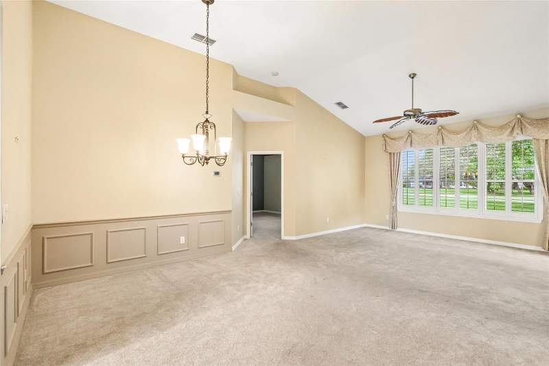 3 bedroom Single Family Residence at 8013 Pine Hollow Drive, Mt Dora Country Club Mt Dora Ph 03-3 Pcls A B, Mount Dora — photo 4