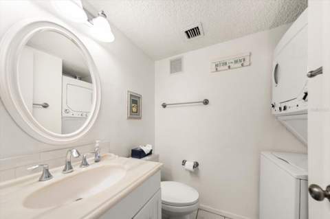 179 Medallion Boulevard #H, Madeira Beach FL - photo 16 of 30