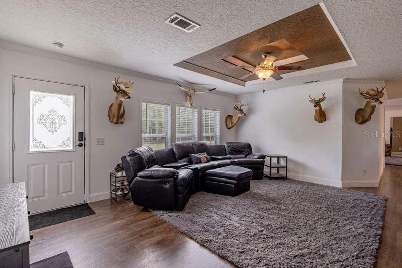 4 bedroom Mobile Home at 24821 Old Deer Road, Acreage & Unrec, Paisley — photo 3