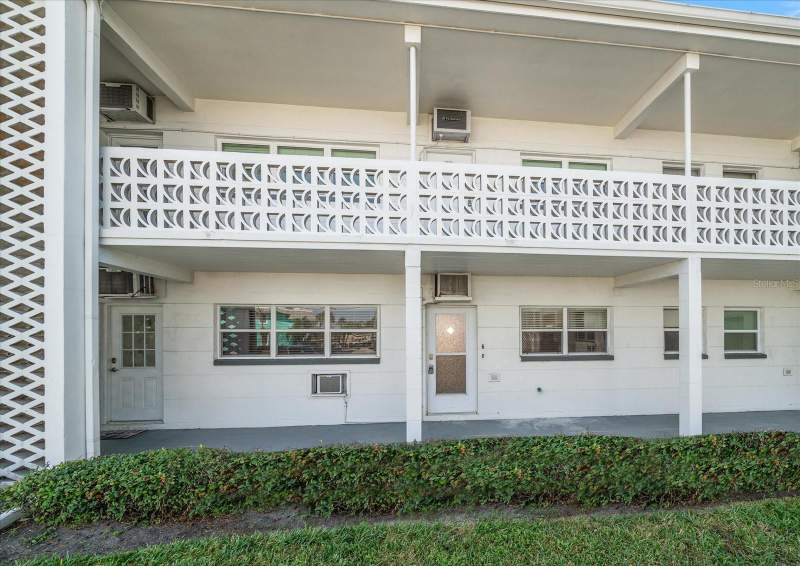 1 bedroom Condominium at 7050 Sunset Way #6, Sunset Plaza Apts Condo, St Pete Beach — photo 3