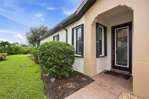 10393 Crooked Creek Drive, Venice FL - photo 15 of 58