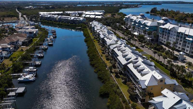 2 bedroom Townhouse at 547 Bahia Beach Boulevard, Bahia Beach Twnhms Ph 1A, Ruskin — photo 5