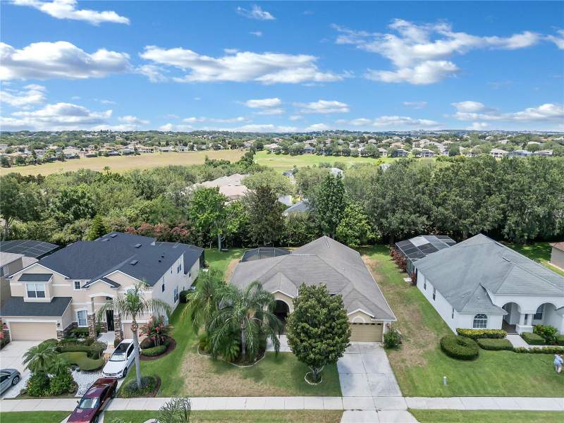 4 bedroom Single Family Residence at 13144 Coldwater Loop, Overlook At Lake Louisa, Clermont — photo 3