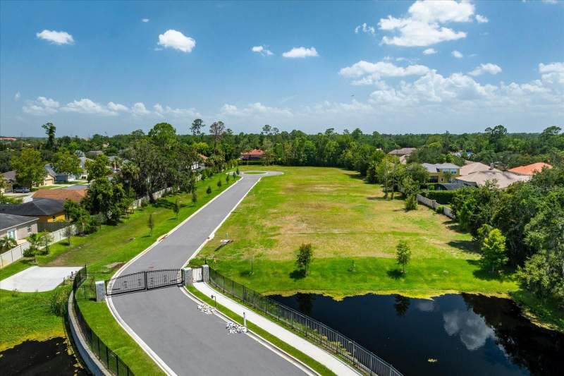 4 bedroom Single Family Residence at 950 FRIENDS COURT, VIA FORESTA, SANFORD — photo 4
