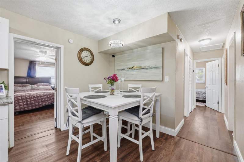 4 bedroom Single Family Residence at 1410 Kozart Court, Malibu Groves Fourth Add, Orlando — photo 4