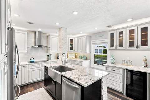 5023 Starfish Drive #E, St Petersburg FL - photo 17 of 56