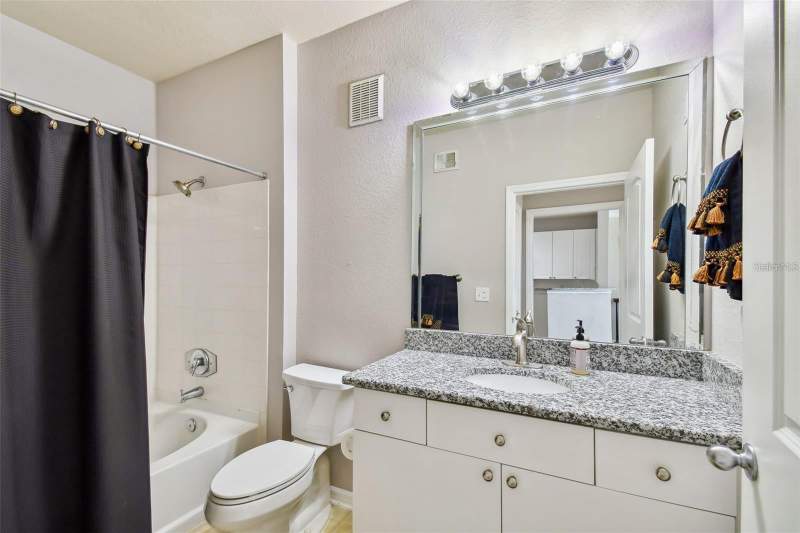 1 bedroom Condominium at 4221 W Spruce Street #2323, Villa Sonoma At International, Tampa — photo 5