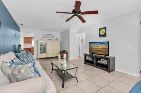 7030 Versailles, Pinellas Park FL - photo 6 of 6
