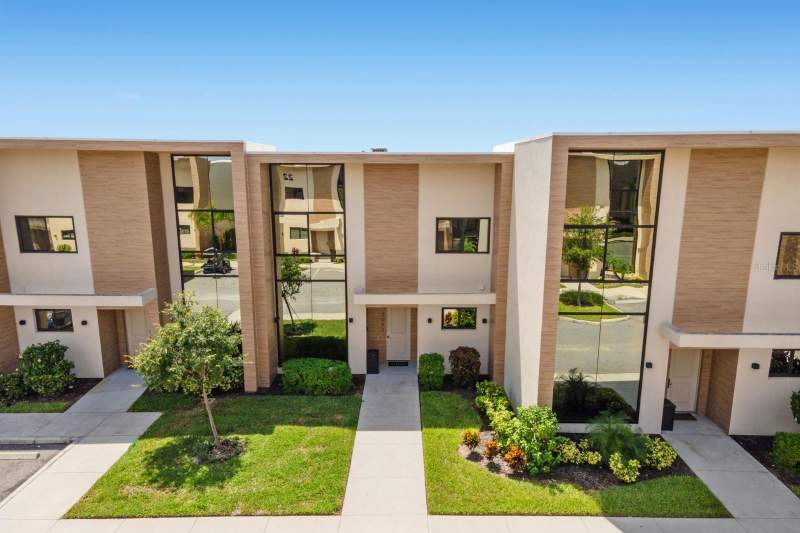 3092 ROCKEFELLER WAY home for sale in Magic Village Resort