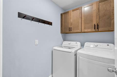 4923 Winding River Road, Orlando FL - photo 19 of 44