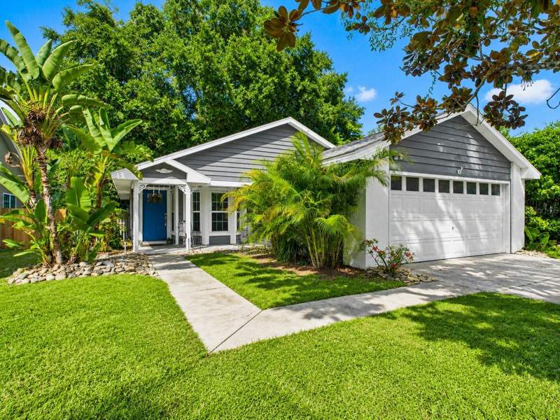 2013 DONNELLY PLACE home for sale in Mount Dora Donnelly Village Homes for Sale &amp; Prices