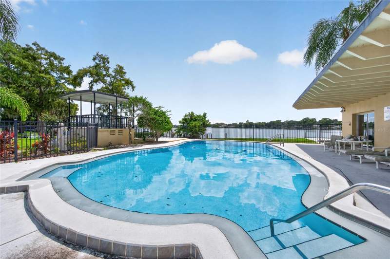 1 bedroom Condominium at 2500 Lee Road #123, Lakeside Manor Apts Condo, Winter Park — photo 3