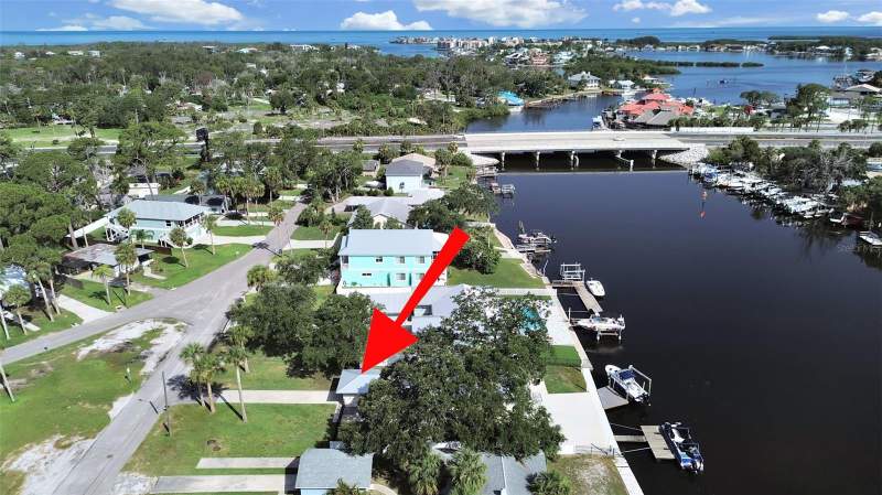 3 bedroom Single Family Residence at 5419 Cotee River Drive, New Port Richey Estates, New Port Richey — photo 2