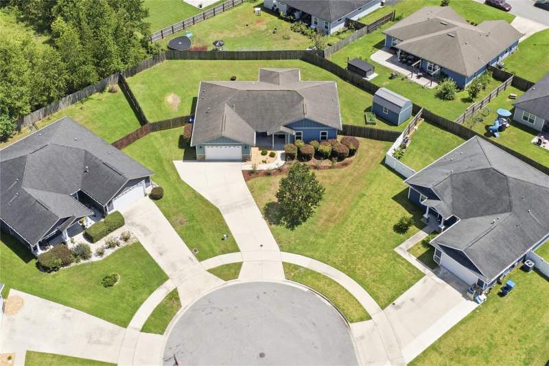 3 bedroom Single Family Residence at 22971 NW 6th Lane, Newberry Oaks Ph 9, Newberry — photo 2