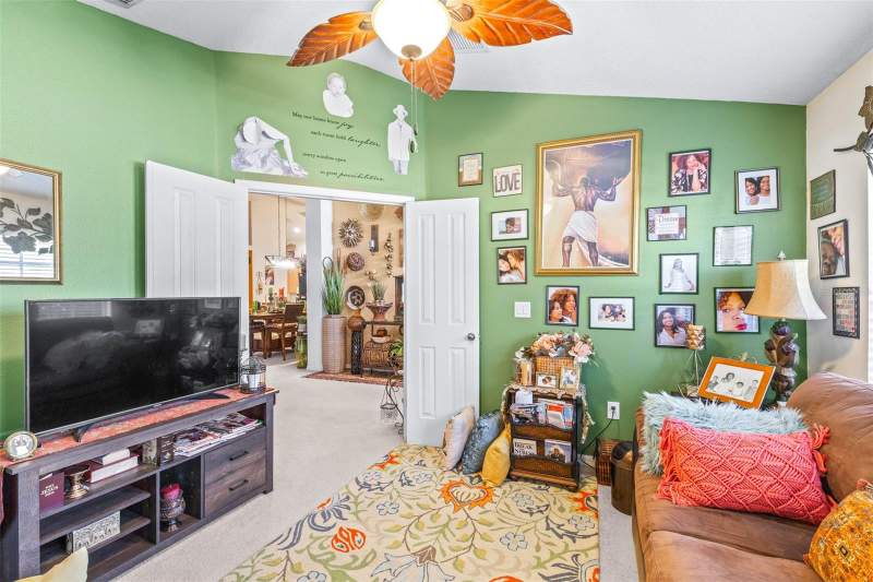 4 bedroom Single Family Residence at 7113 Cromwell Park Lane, Covington Park Ph 5C, Apollo Beach — photo 4