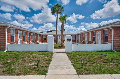 908 Villas Drive #14, Venice FL - photo 19 of 38