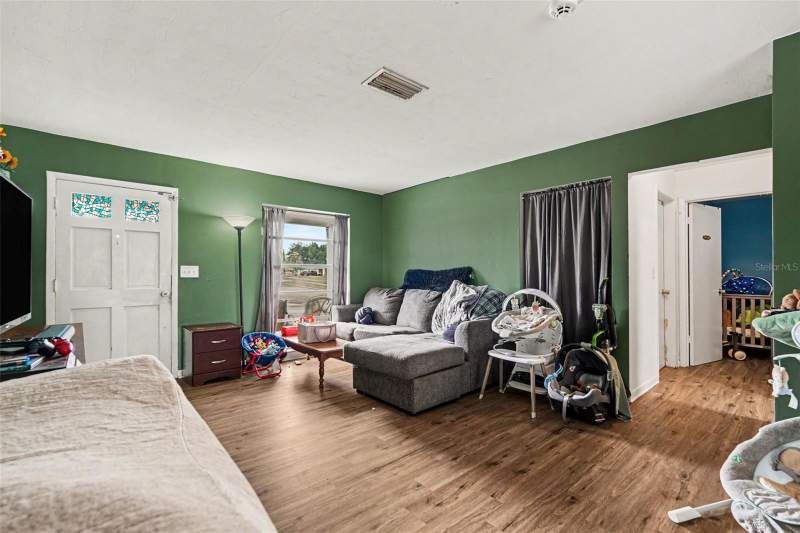 2 bedroom Single Family Residence at 1096 Marlow Avenue, Spring Hill Un 2, Spring Hill — photo 2