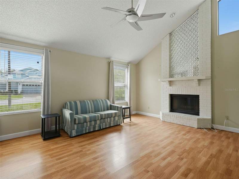 3 bedroom Single Family Residence at 2184 Springrain Drive, Spring Lake Of Clearwater, Clearwater — photo 4