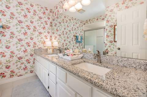 702 Clusterwood Drive, Yalaha FL - photo 20 of 46
