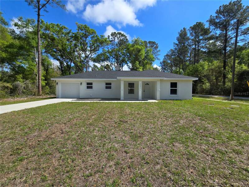 3 bedroom Single Family Residence at 131 Fisher Road, Silver Spgs Shores Un #44, Ocklawaha — photo 2