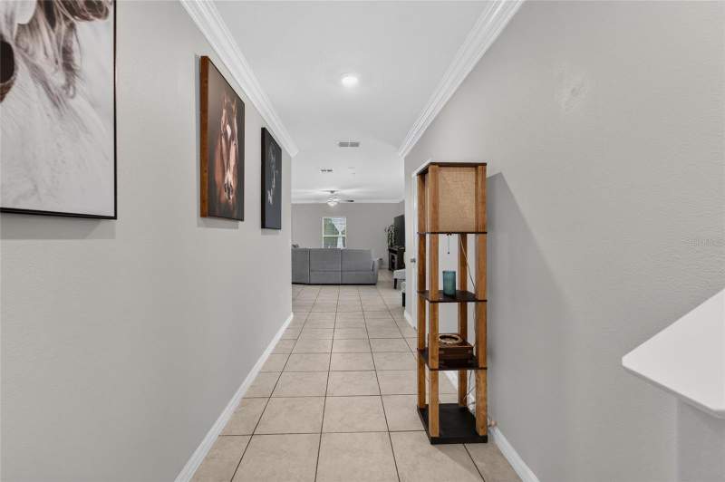 5 bedroom Single Family Residence at 5035 Sable Chime Drive, Dg Farms Ph 5B, Wimauma — photo 3