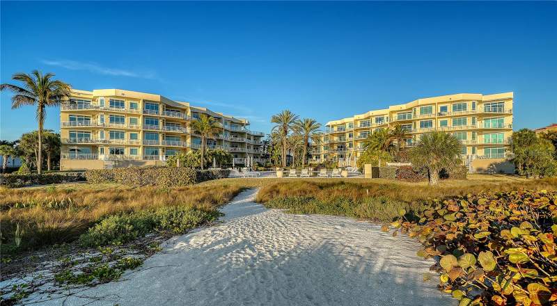 3 bedroom Condominium at 2165 Gulf Of Mexico Drive #115, Villa Di Lancia Ph 1, Longboat Key — photo 3
