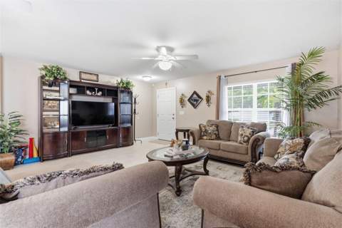 15544 Florida Breeze Loop, Wimauma FL - photo 13 of 40