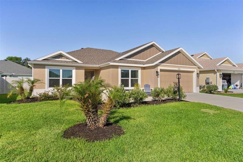 3 bedroom Single Family Residence at 7520 Far Hills Loop, The Villages, The Villages — photo 3