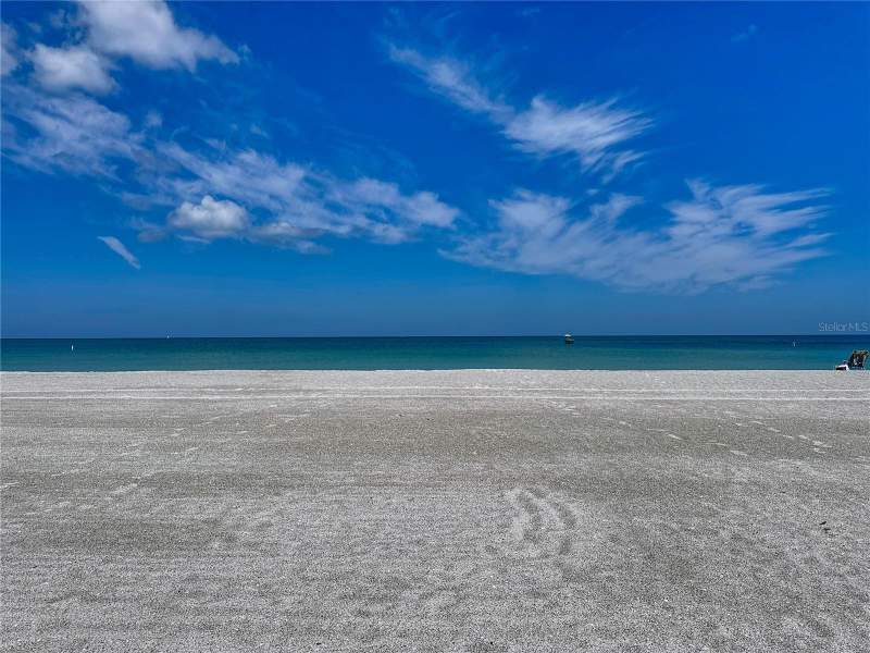 2 bedroom Condominium at 1540 Gulf Boulevard #304, Ultimar Two Condo, Clearwater Beach — photo 5