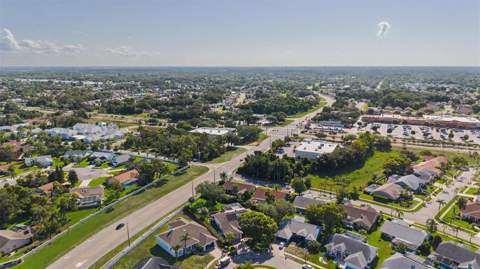 8835 Helmsly Lane, Hudson FL - photo 9 of 65