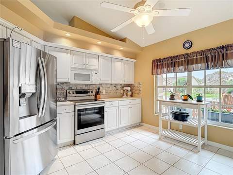 6353 Cardinal Crest Drive, New Port Richey FL - photo 17 of 69