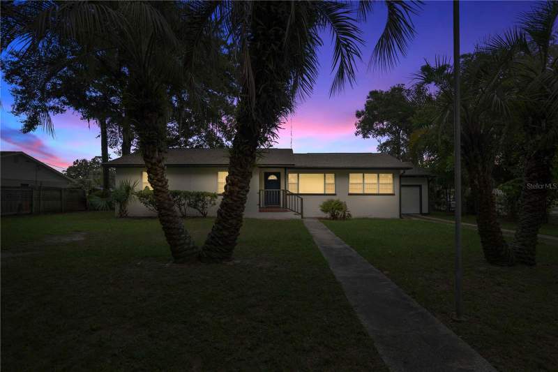 4 bedroom Single Family Residence at 3517 NE 12th Street, Ocala Gardens, Ocala — photo 2