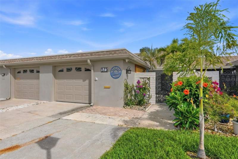2 bedroom Villa at 573 Boca Ciega Point Boulevard, Boca Ciega Point East, St Petersburg — photo 2