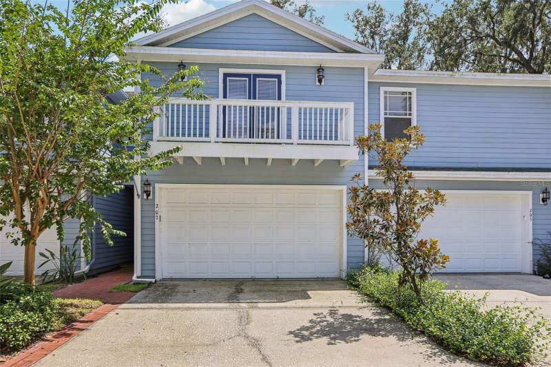Lumsden Reserve Townhomes