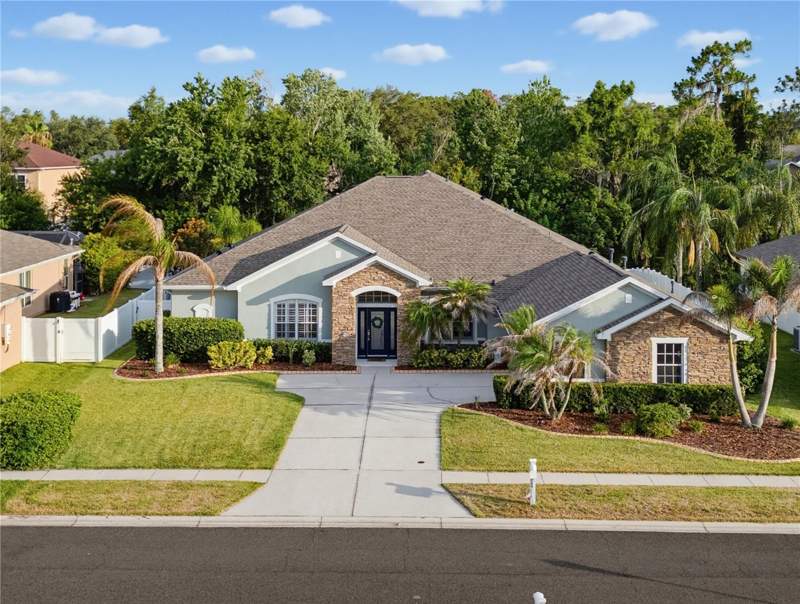 4 bedroom Single Family Residence at 11704 Newberry Grove Loop, Panther Trace Ph 2A-1, Riverview — photo 2