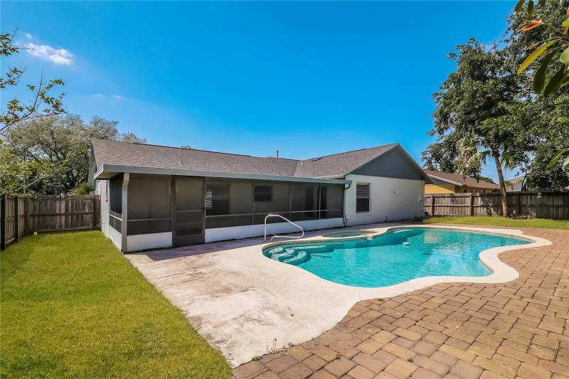 3 bedroom Single Family Residence at 12013 Clove Street, Pepper Mill Sec 01, Orlando — photo 2