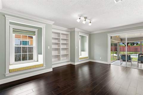 6785 Tamarind Circle, Orlando FL - photo 13 of 44