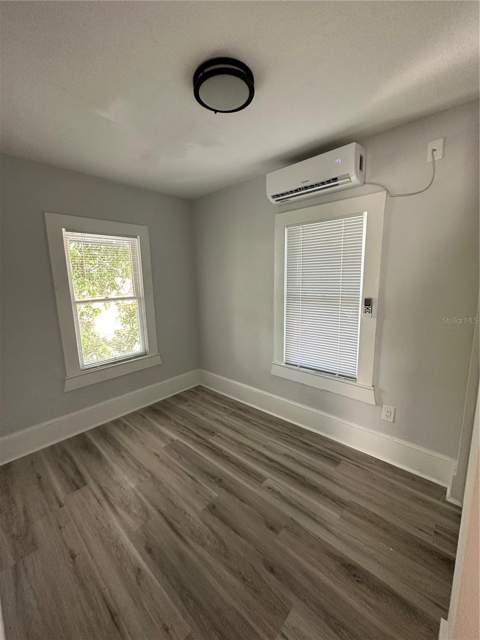 1021 E Cayuga Street, Tampa FL - photo 24 of 40