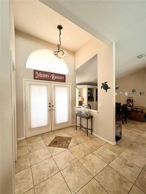 5810 Redhawk Drive, New Port Richey FL - photo 8 of 44