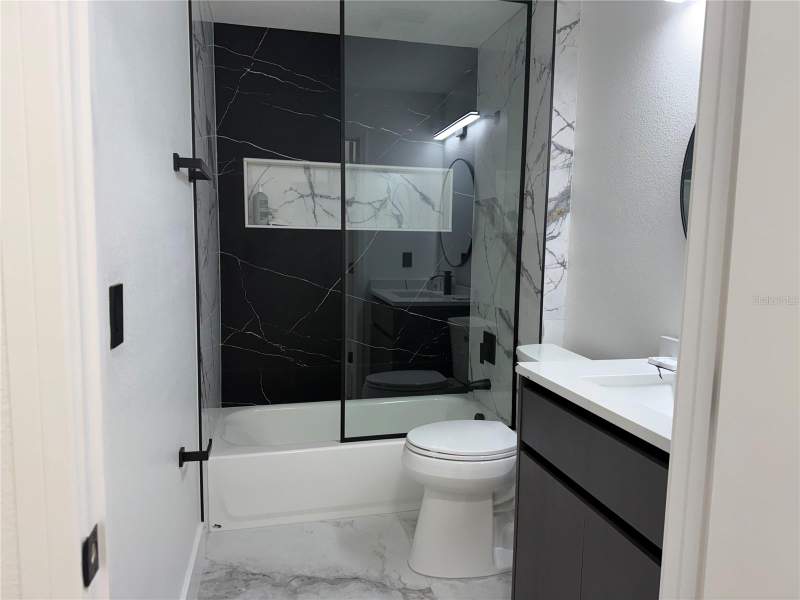 2 bedroom Condominium at 12414 BALERIA CV #109, VILLANOVA AT HUNTERS CREEK, ORLANDO — photo 4