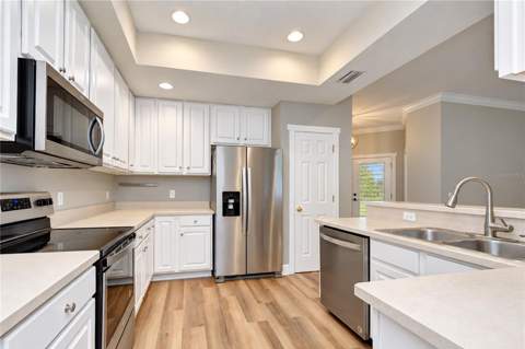 828 Lumsden Reserve Drive, Brandon FL - photo 11 of 30