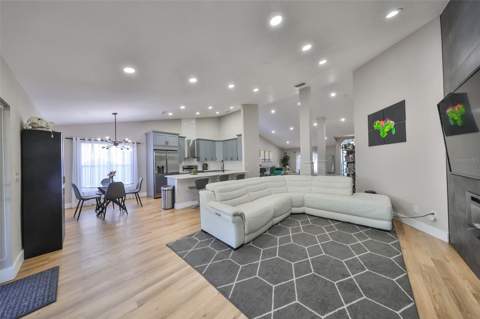 9309 Hampshire Park Drive, Tampa FL - photo 10 of 45