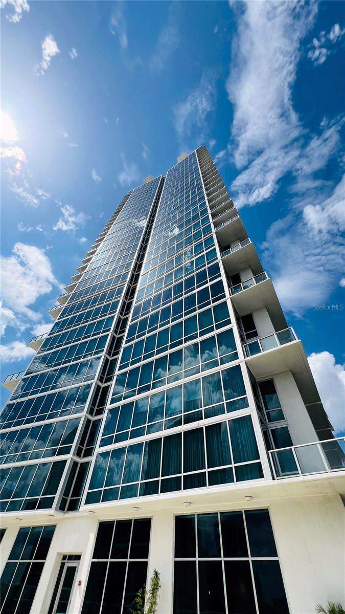 3 bedroom Condominium at 150 E Robinson Street #3102, Vue/Lk Eola, Orlando — photo 2