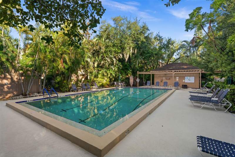 2 bedroom Condominium at 1657 Brookhouse Circle #152, Pelican Cove Xvi, Sarasota — photo 3