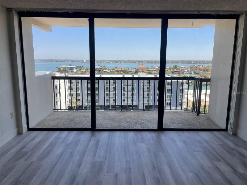 2 bedroom Condominium at 400 Island Way #908, Starboard Tower, Clearwater Beach — photo 4