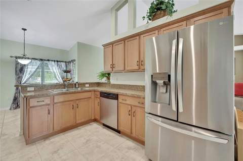 15157 Duck Hawk Road, Weeki Wachee FL - photo 7 of 48