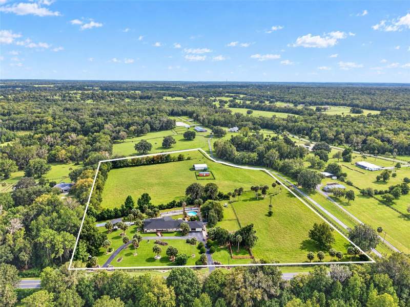 5 bedroom Single Family Residence at 6994 NW Highway 320, McIntosh, Micanopy — photo 3