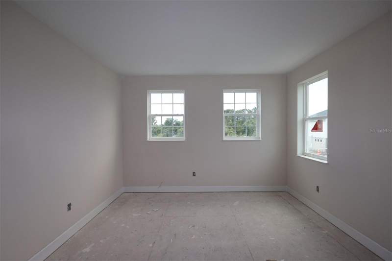 5 bedroom Single Family Residence at 5400 Lassen Street, Center Lake On The Park, St Cloud — photo 2