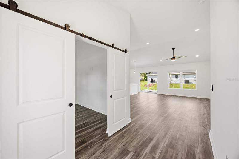 3 bedroom Single Family Residence at 3761 Log Cabin Road, 1573 - Port Charlotte Sub 26, North Port — photo 5